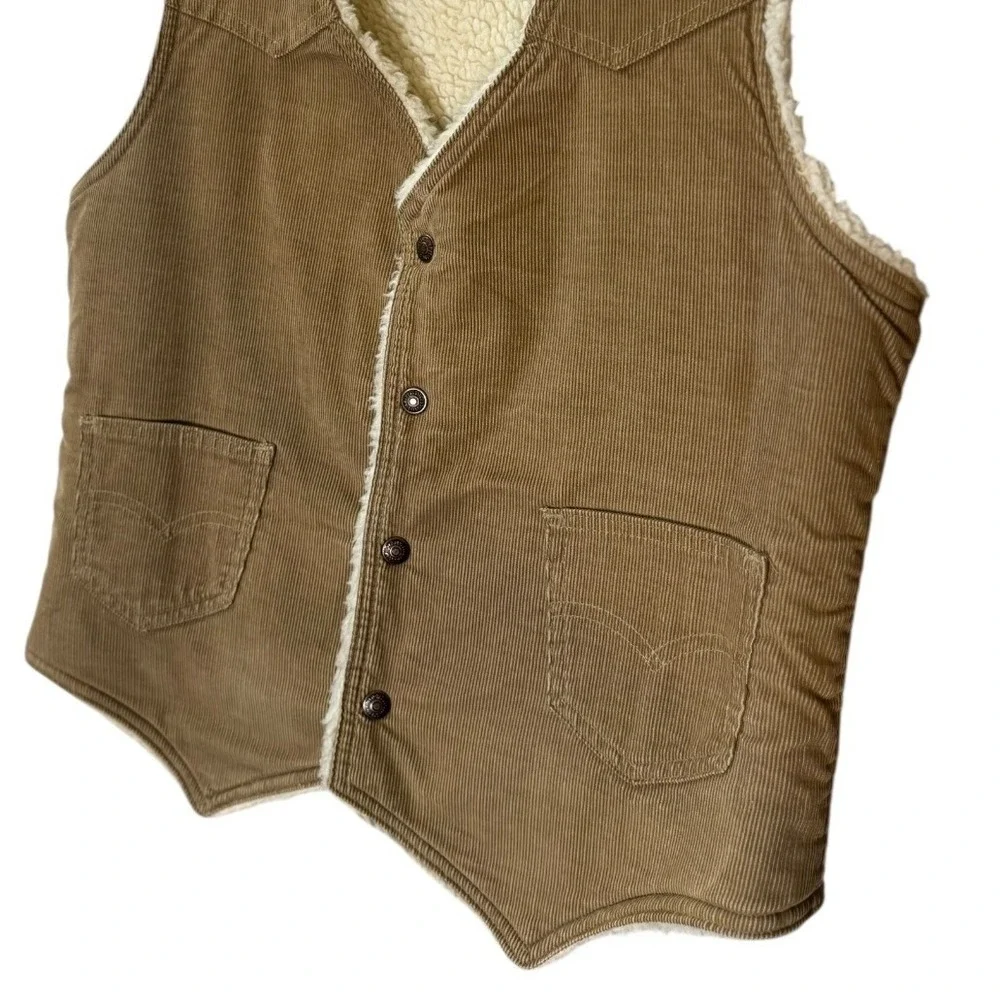 Levi's Mens Sherpa‎ Lined Corduroy Vest M Brown Snap Front Western Retro Classic